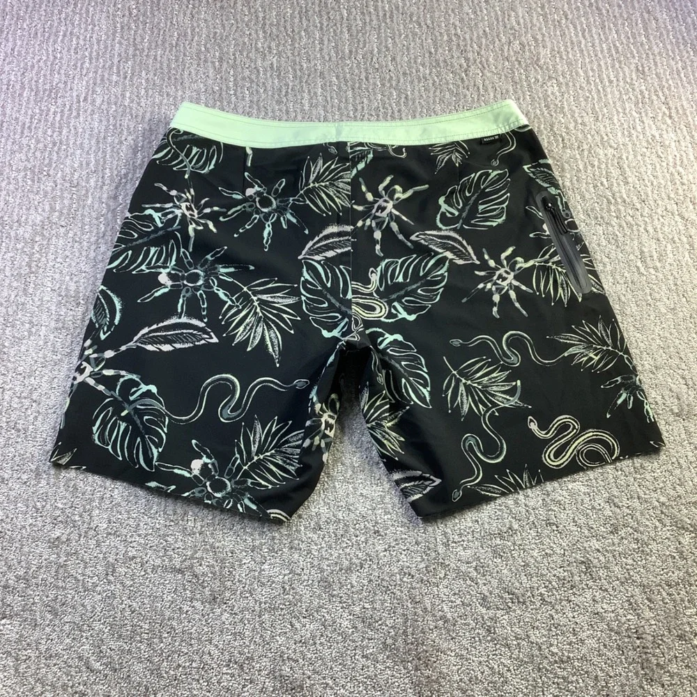 Roark Mens Passage Primo Tropakill Board Shorts‎ Black Green RB401 Size 33 NWT